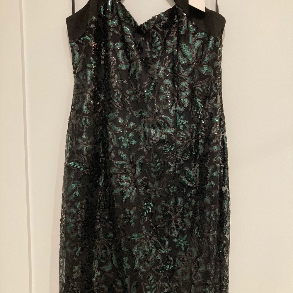 Cache Sequined Dress - Picture 2 of 9